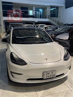 تێسلا مۆدێل 3